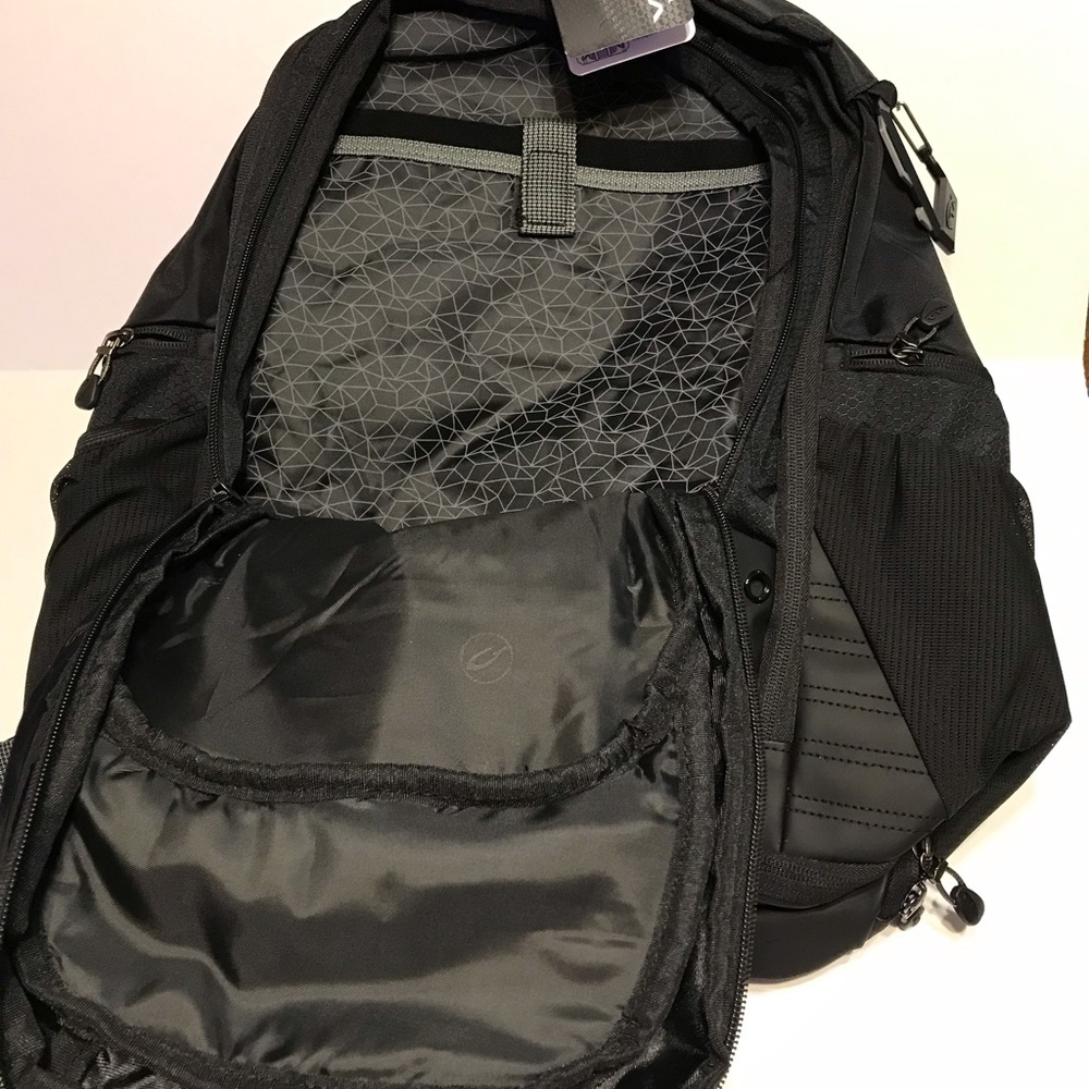 Vertex 5387 Viper Computer Backpack - Picture 4 of 15